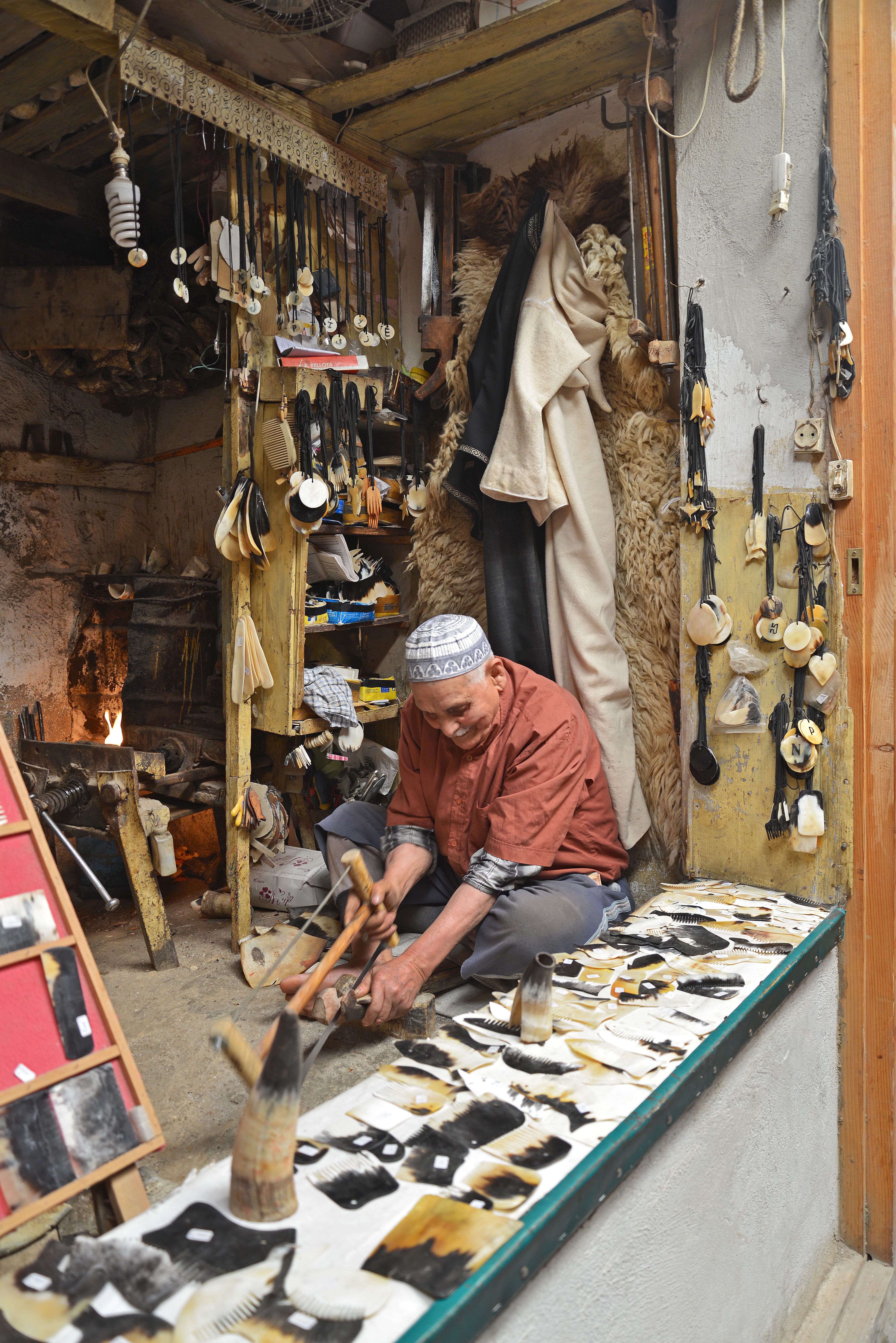 Artisan Workshops — Meet the local artisans, inside their real workshops.